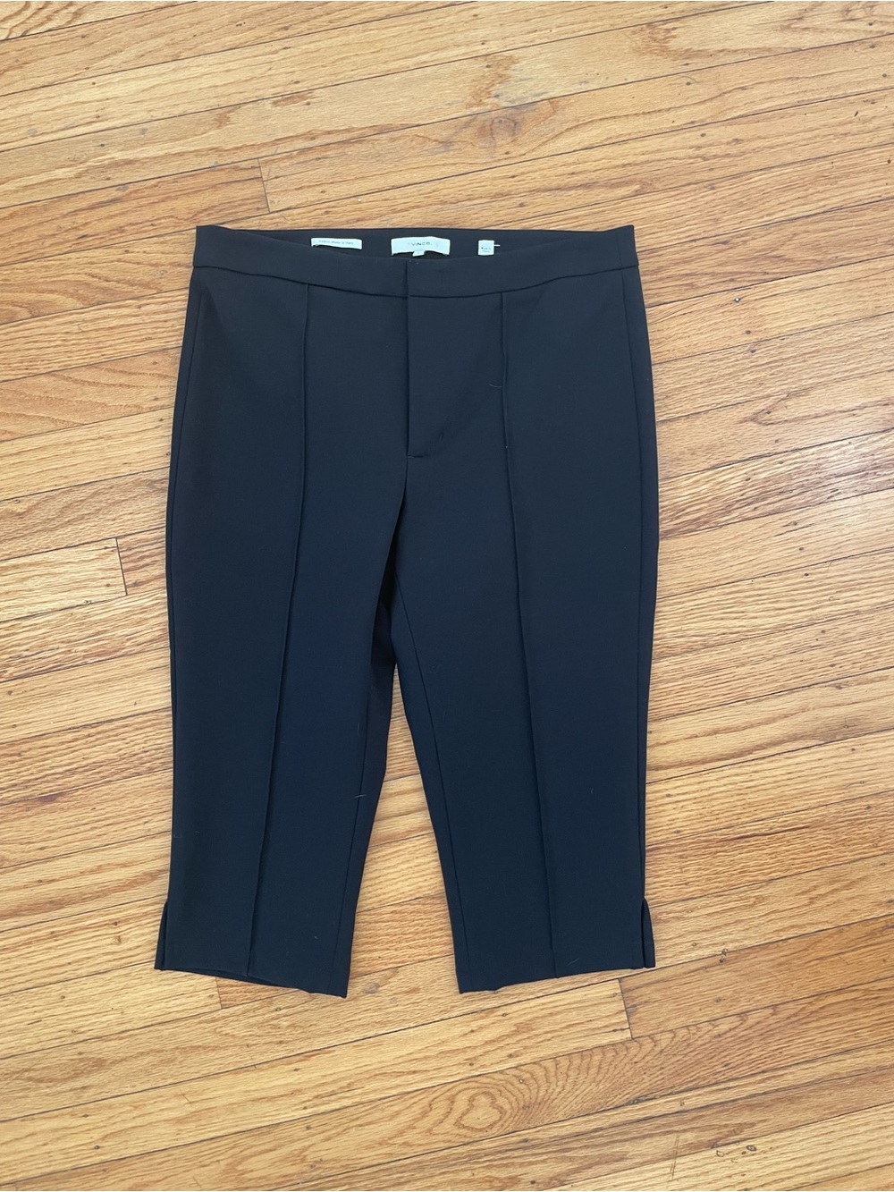 Vince slim fit capri pants size 6